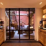 Le Colombier Hotell