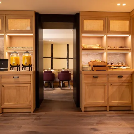 Hotel Le Colombier Hotel 4*